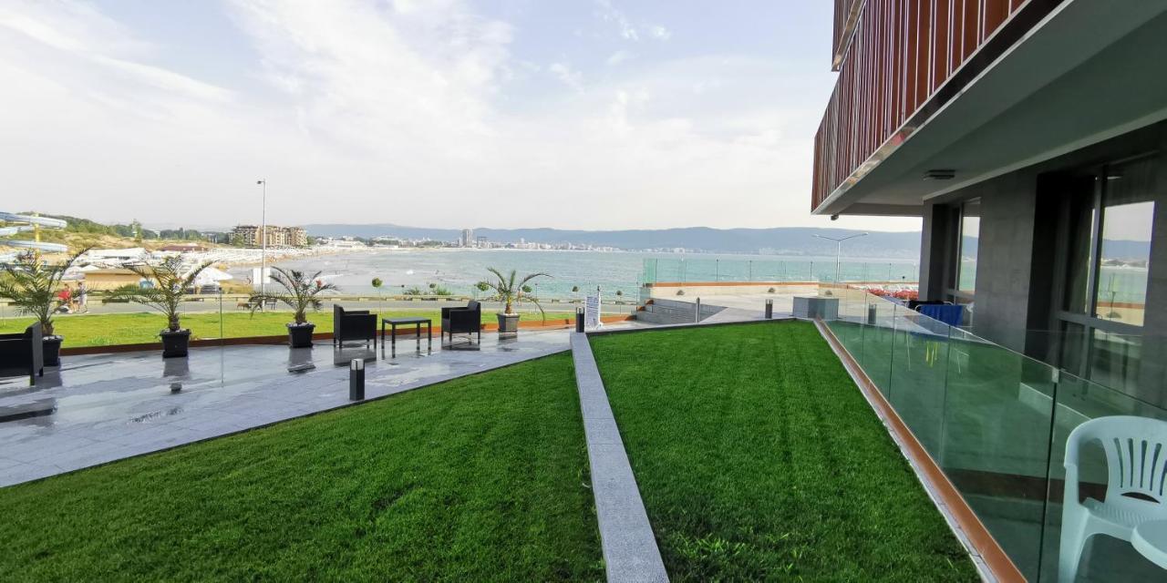 Апартамент У Моря В К-С Paradiso В Г. Несебър Appartement Buitenkant foto